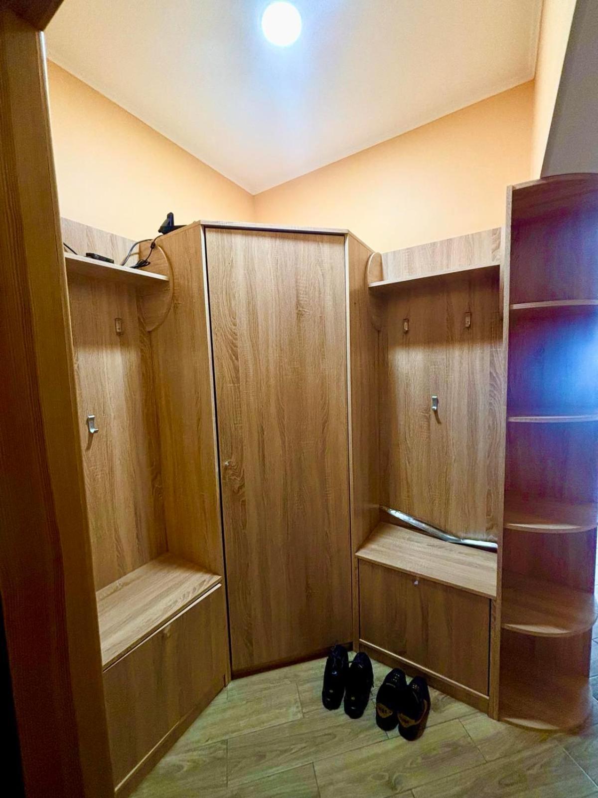 Kvartira Vozle Metro Darnitca Киев Экстерьер фото